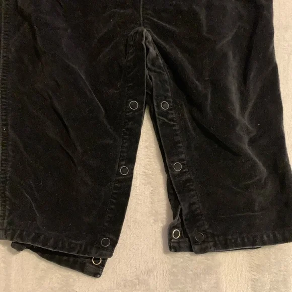 Vintage Baby Girl‎ 18 Month Velvet Velour Black Overalls Y2K - Picture 2 of 6